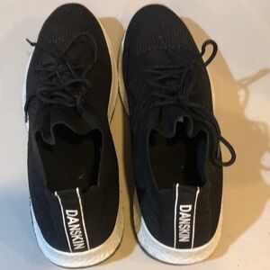 Danskin Black Knit Lace Up Women Sneakers Vegan Textile Upper-Size 10